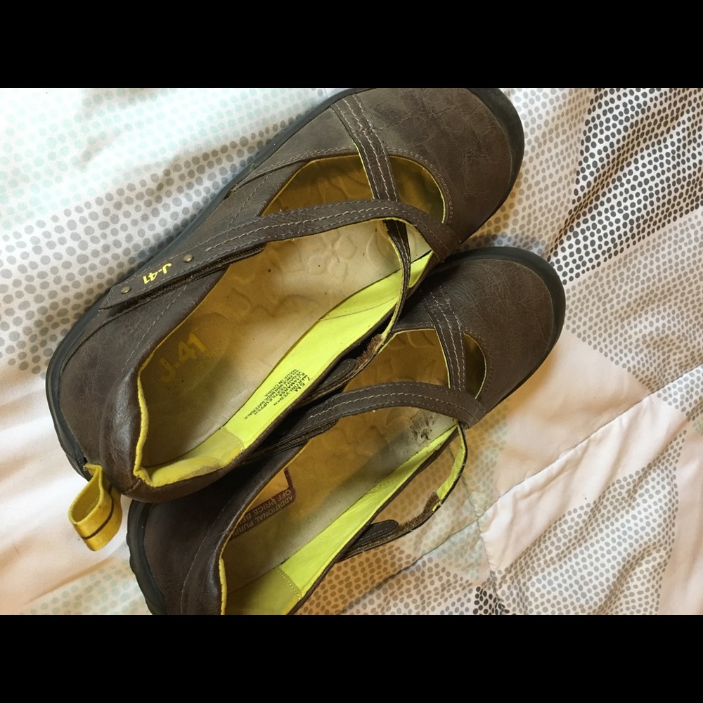 Slip on J41 brand 7.5 size shoes